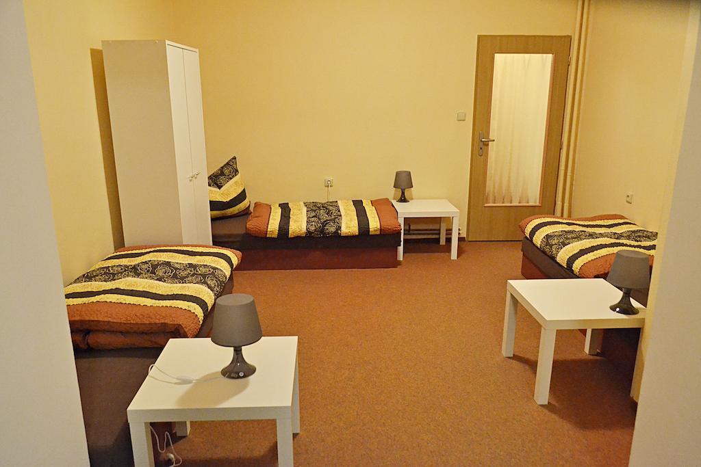 Apartman Namesti Hostinne Værelse billede