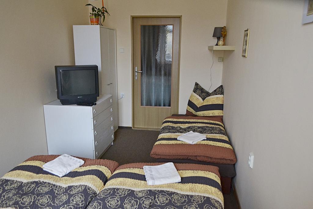 Apartman Namesti Hostinne Eksteriør billede
