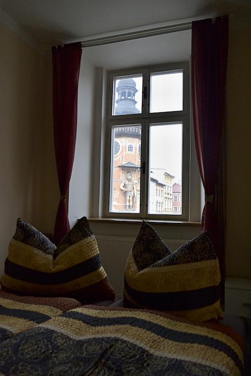 Apartman Namesti Hostinne Værelse billede