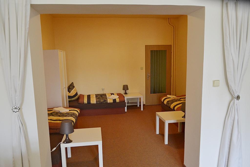 Apartman Namesti Hostinne Værelse billede